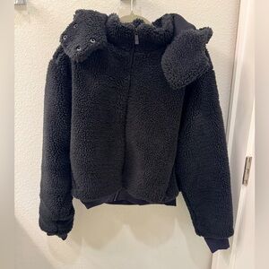 Alo foxy Sherpa jacket black size medium